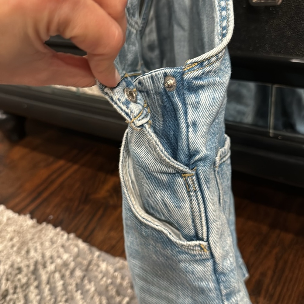 JEAN SHORT OVERALLS WITH ADJUSTABLE SNAP BUTTON FASTENER SUSPENDERS - Picture 5 of 15